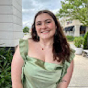 Meet your Posher, Lola